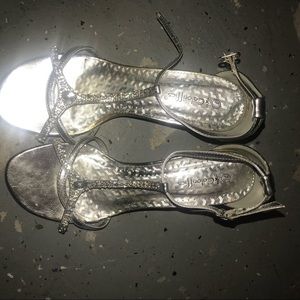 Silver special occasion shoe